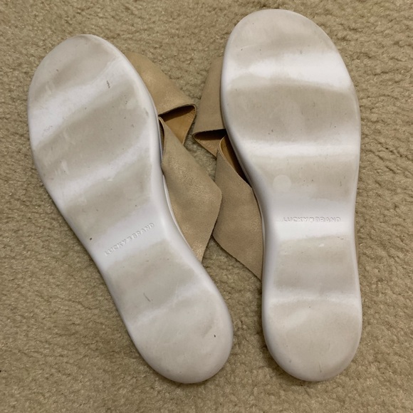Lucky Brand slide on sandals - Picture 4 of 5